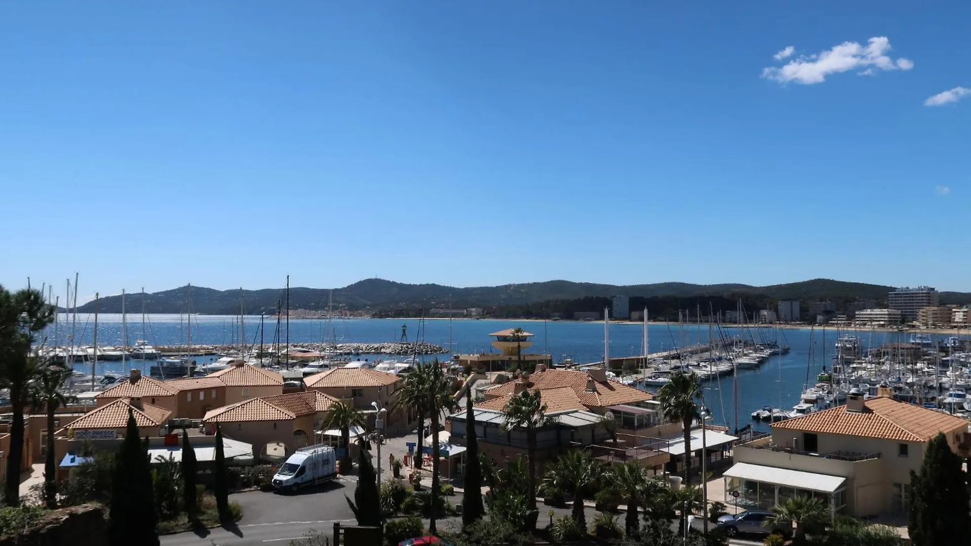 Apartment Les Iris-2 By Interhome Le Lavandou