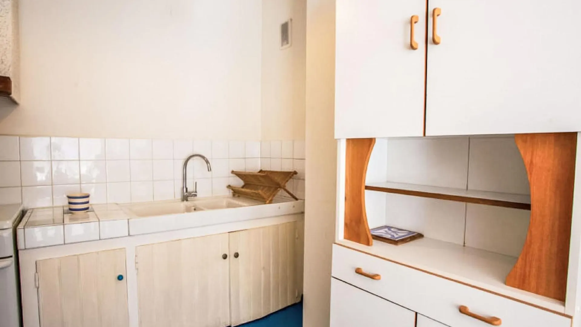 Apartment Les Iris-2 By Interhome Le Lavandou